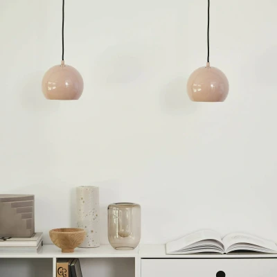 Afbeelding van Frandsen Ball Metal Hanglamp Ø 18 cm Nude Glossy