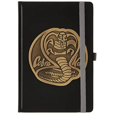 Afbeelding van A5 PREMIUM COBRA KAI METAL BADGE
