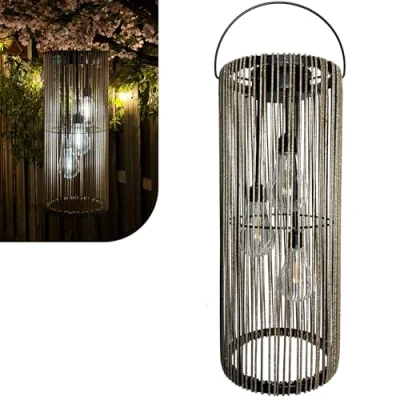 Afbeelding van Gadgy Solar Tuinverlichting op Zonne energie Rotan Lantaarn voor Buiten Hanglamp of Tafellamp Spatwaterdicht Sfeerverlichting Tuin, Balkon Terras Donker Bruin Ø17 x 41 cm Dag/Nacht Sensor