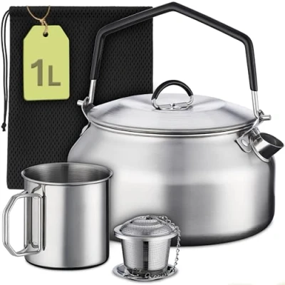 Afbeelding van Praknu Bouilloire Camping Set 1L Inox Pour Gaz &amp; Feu Avec Tasse, Filtre à Thé Sac Poignée en Silicone Résistante la Chaleur Empilable Lavable au Lave Vaisselle