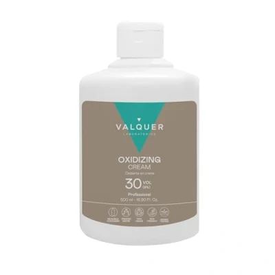 Afbeelding van Valquer Profesional Oxigenada gestabiliseerd in creme, 30 Volumenes (9%). Permanente haarkleuring. Veganistische formule, 500 ML