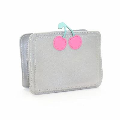 Afbeelding van Yuko b. schoudertasje cherry zilver