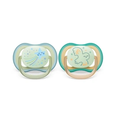 Afbeelding van Philips Avent ultra air fopspeen 2 lichte, luchtige en fosforescerende fopspenen voor baby&#039;s van 0 tot 6 maanden, BPA vrij, met steriliserende draagtas (model SCF376/18)