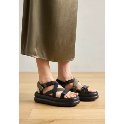 Afbeelding van Camper Flota UP Sandalen met plateauzool, Dames, Maat: 39, Black Polyester