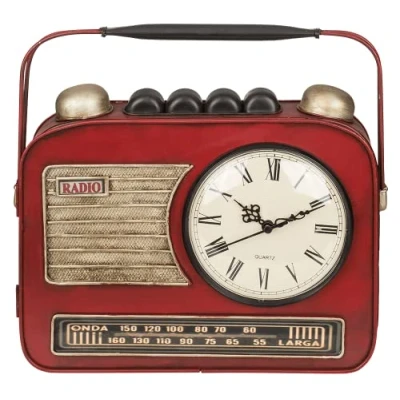 Afbeelding van Out of the blue Sleutelkastje met een klok retro radio metaal rood 22 x 19 cm
